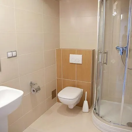 Celina فندق مبيت وإفطار 3*